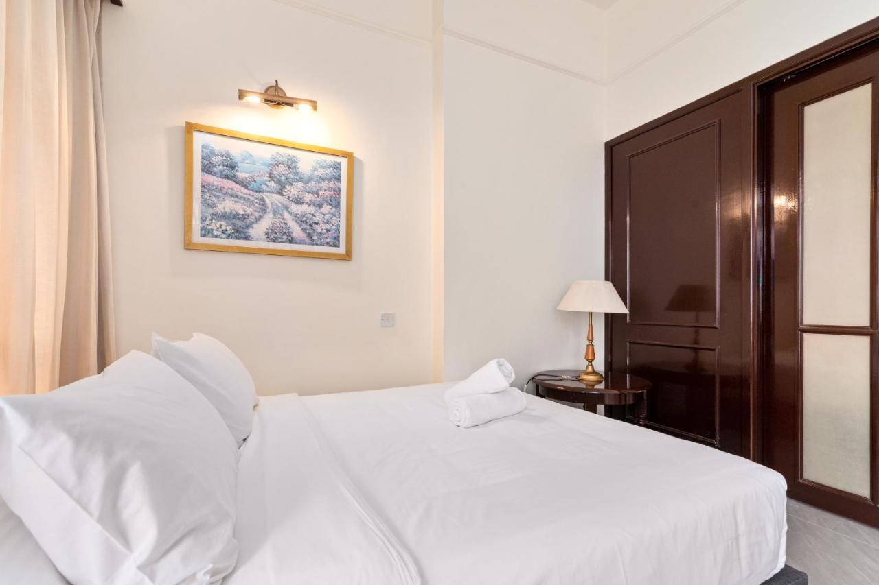 Luxhouz Suites At Times Square Kuala Lumpur Exterior foto