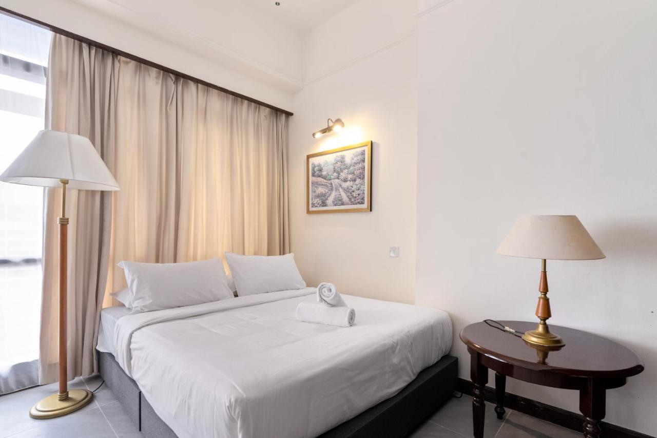 Luxhouz Suites At Times Square Kuala Lumpur Exterior foto